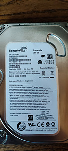 Жесткий диск SATA HDD 3.5 Seagate ST250DM000 250GB