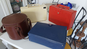 Vintage lokirullid ja föön (2 foto / 10)