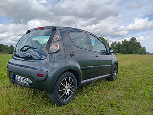 Citroen C1 1.0 50kW (2 foto / 11)