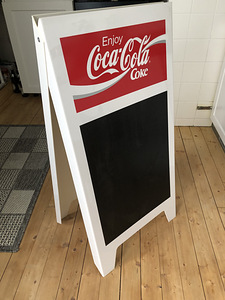 Coca Cola reklaamtahvel (2 foto / 3)