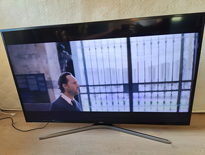50" UHD 4K SAMSUNG UE50MU6172U Smart TV (1 foto / 4)