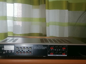 Sony TA-30 усилитель (3 фото из 3)