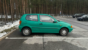 Volkswagen Polo (7 foto / 14)