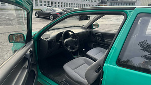 Volkswagen Polo (10 foto / 14)