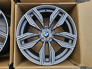 R20 veljed 5x120 BMW x5 x6 M style f15 f16 jne - uus (3 foto / 6)