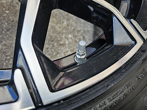 R20 veljed 5x120 BMW M Style X5 X6 F15 F16 andurid michelin (4 foto / 10)