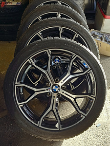 R20 veljed 5x120 BMW M Style X5 X6 F15 F16 andurid michelin (6 foto / 10)