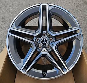 R20 veljed 5x112 MB AMG GL GLE R GLS R ML, uued w167 w166 (1 foto / 2)