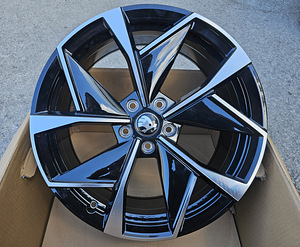 R19 veljed 5x112 Audi Vw Seat Skoda uued Replica (1 foto / 6)