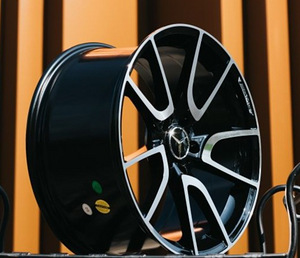 Veljed r18 MB 5x112 AMG Vito Viano V C E S jne replica (3 foto / 3)
