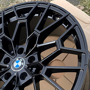 Новые диски R20 5x112 для BMW серии G (4 фото из 4)