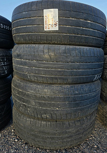 R18 rehvid 235 60 18 michelin 3-4mm 4tk (1 foto / 1)