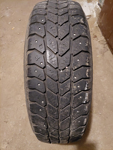 Goodyear cargo ultra grip 195/70/15 C (1 foto / 2)