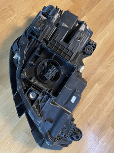 AUDI A3/S3 2016-2019 LED ESITULI VASAK 8V0941033C 90104562 A (4 foto / 6)