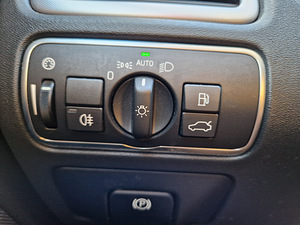 VOLVO XC70 AWD CLASSIC INTELLI SAFE MY16 2.4 D4 133kW (14 foto / 15)