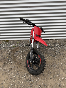 Müüa elektrimootorratas GasGas E-2, 2025.a (3 foto / 4)