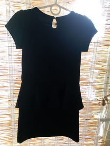 H&M pidulik kleit,s.110/116 (3 foto / 3)