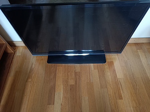 Продам телевизор Philips 32" (1 фото из 2)