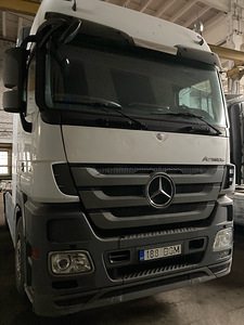 MERCEDES-BENZ ACTROS 1841LS (1 foto / 2)