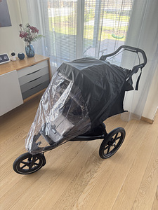 Thule Urban Glide 2 (6 фото из 6)