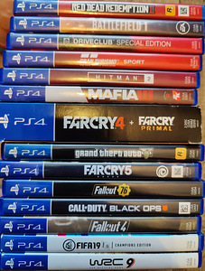 PS4 pro (2 пульта + камера + 15 игр) (2 фото из 3)