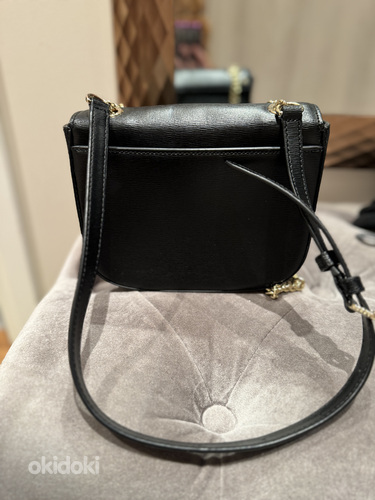DKNY черная кожаная сумка (фото #2)