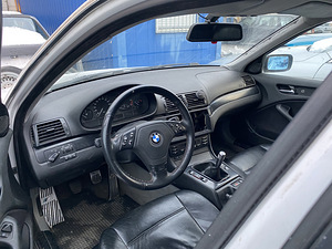 Продам 323i ману (4 фото из 5)