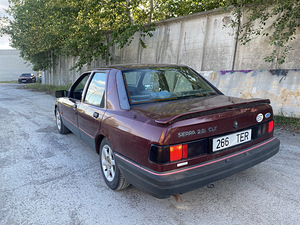 Müüa Ford Sierra (3 foto / 8)