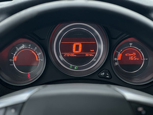 Müüa Citroën C4 (8 foto / 10)