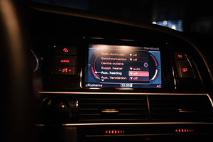 Продается Audi A6 Facelift S-Line (12 фото из 14)