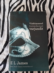 50 halli varjundid triloogia +Gray (2 foto / 6)