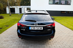Mazda 6 AWD 2.2 R4 129kW (5 foto / 15)