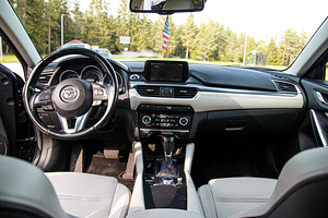 Mazda 6 AWD 2.2 R4 129kW (8 foto / 15)