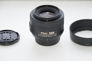 Nikon DX Nikkor 35 1.8G (2 foto / 2)