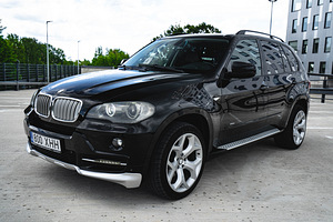 BMW X5 X-DRIVE (14 foto / 14)
