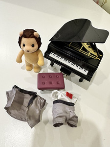 Sylvian Families Lion (4 foto / 4)