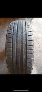 235/70 R16 nokian