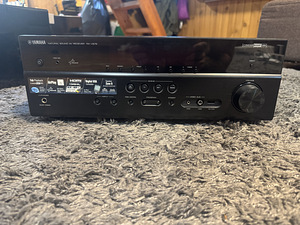 Yamaha rx-v575  			