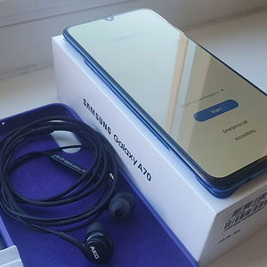 Samsung Galaxy A70 (3 foto / 3)