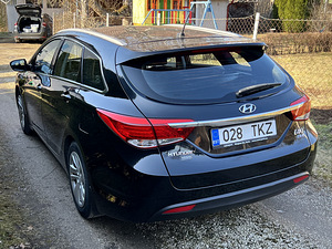 Hyundai i40 Limited 1.6 GDI 99kW (4 foto / 8)