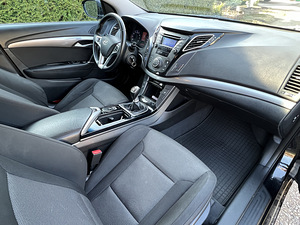 Hyundai i40 Limited 1.6 GDI 99kW (7 foto / 8)