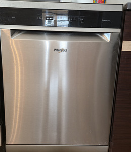 Посудомоечная машина Whirlpool (1 фото из 3)