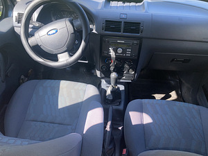Ford Tourneo Connect 1.8TDCi, 2009a., 5 istmed (3 foto / 4)