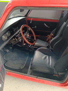 Klassikaline Mini 1.4 Opel mootoriga (6 foto / 6)