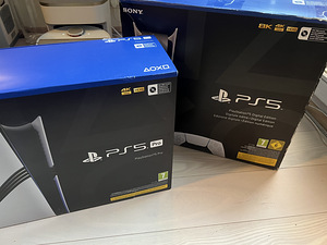 PlayStation 5 Digital Edition + 2 геймпада (4 фото из 4)