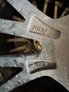 5x130 диски 20x10,5 / 20x9 (7 фото из 8)