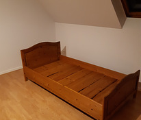 Täispidust voodi 100×200 cm