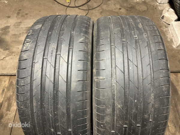 Nokian Hakka Black 235/40R19