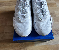 Adidas Ozweego UK 10.5 с коробкой