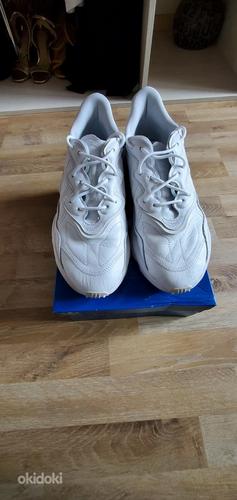 Adidas Ozweego UK 10.5 с коробкой (фото #1)